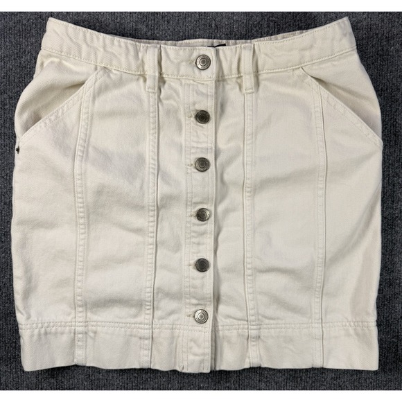 Lauren Ralph Lauren Dresses & Skirts - Lauren Ralph Lauren Ivory Denim Skirt Womens‎ 6 Button Front 100% Cotton Midi